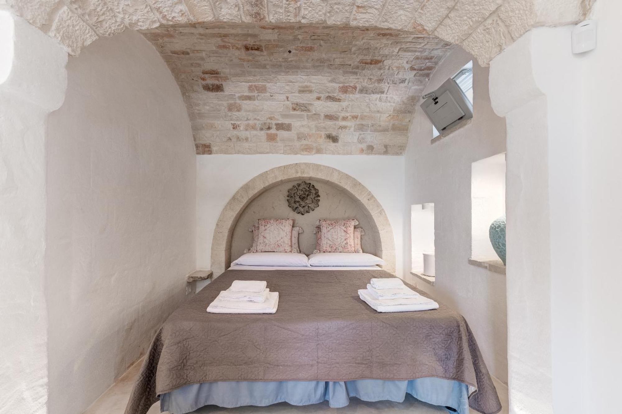 Гостьовий будинок Apollo House Of Puglia Монополі Екстер'єр фото